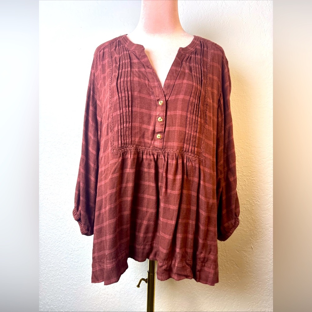 Wrangler Red 3/4 Sleeve Pleated Blouse‎
